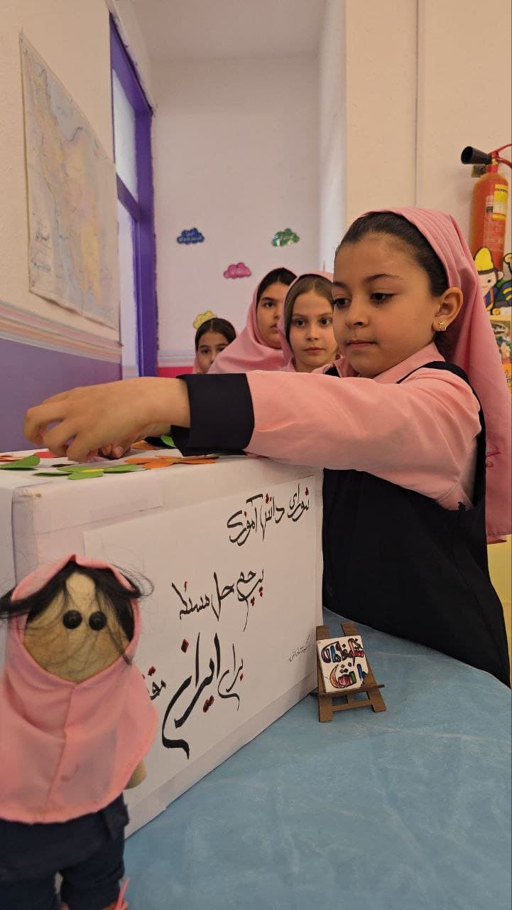 تصاویر برنامه شورای دانش آموزی از شروع تبلیغات تا رای گیری